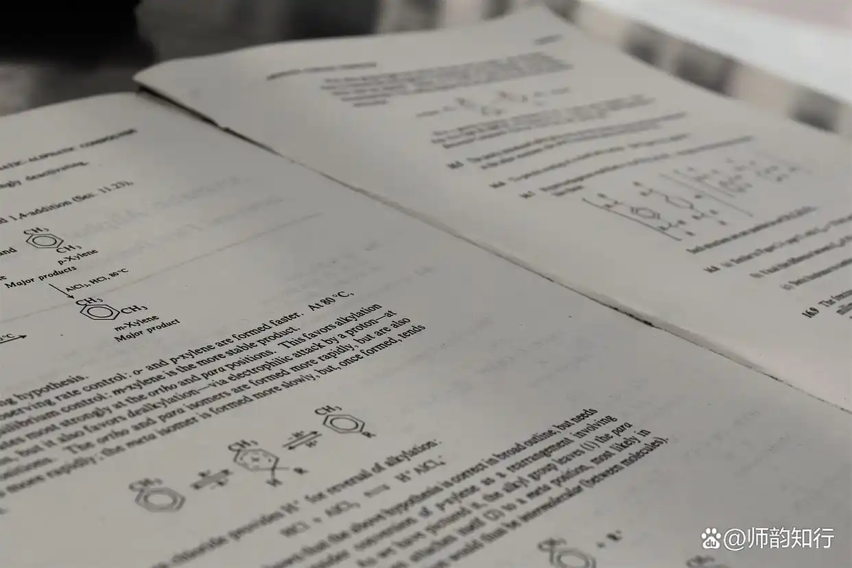 体育项目扔球技巧_长跑耐力与节奏策略_中考体育最后两个月冲刺训练
